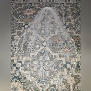 Bling Embellished Fingertip Bridal Veil